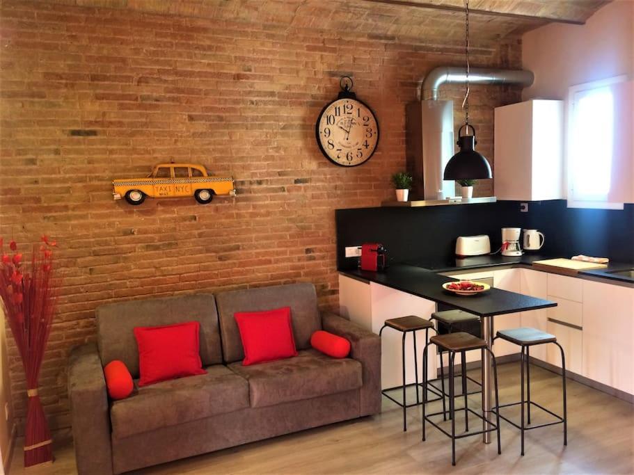 Lovely & Bright Vila Olimpica Beach Apartment บาร์เซโลนา ภายนอก รูปภาพ