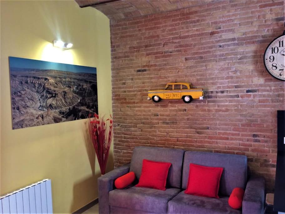 Lovely & Bright Vila Olimpica Beach Apartment บาร์เซโลนา ภายนอก รูปภาพ